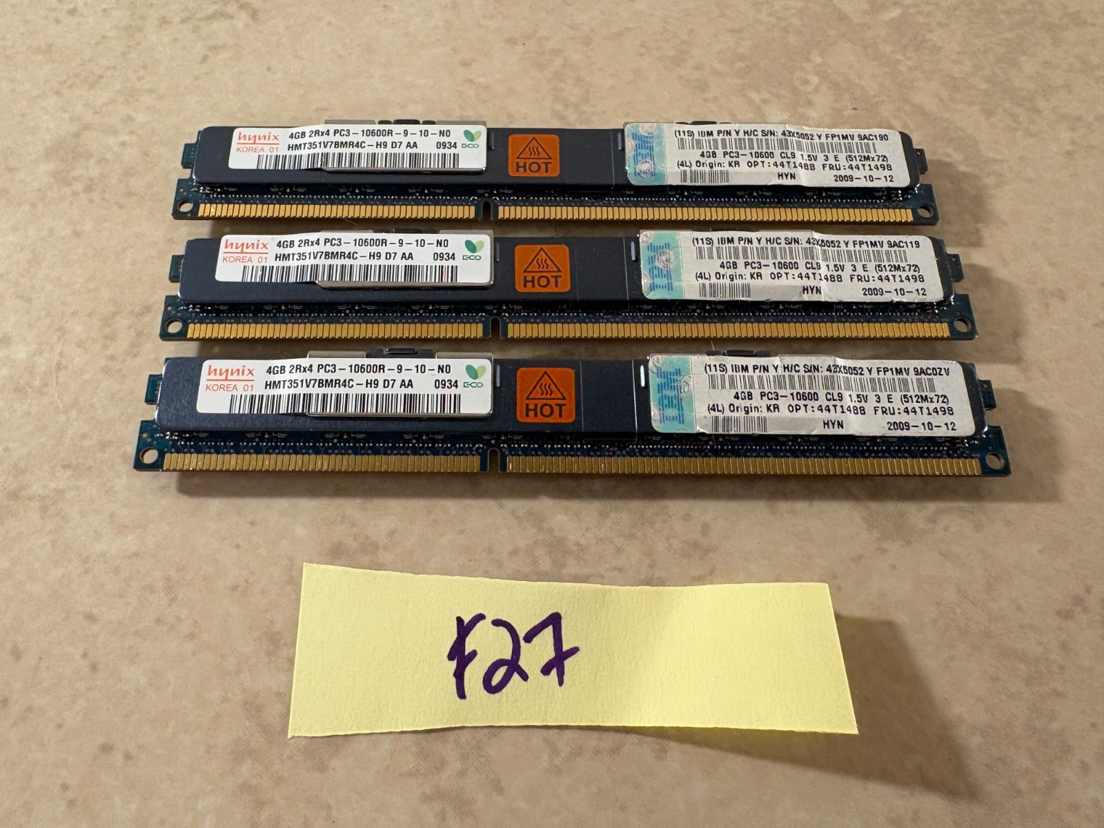 12GB RAM - 3x 4GB - PC3-10600R DDR3 1333 ECC REG 2RX4 VLPHYNIX HMT351V7BMR4C-H9