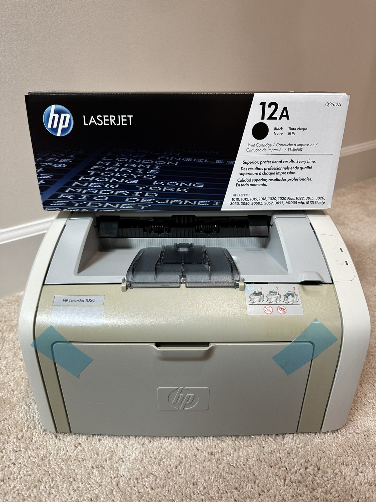 HP LaserJet 1020 - B&W Laser Printer with New HP Toner + additional new HP Toner