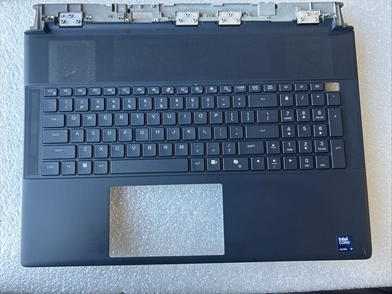 OEM DELL Alienware 18 Area-51 Black C Shell Palmrest Keyboard 0JWT37 0K7KK2 AZ 8