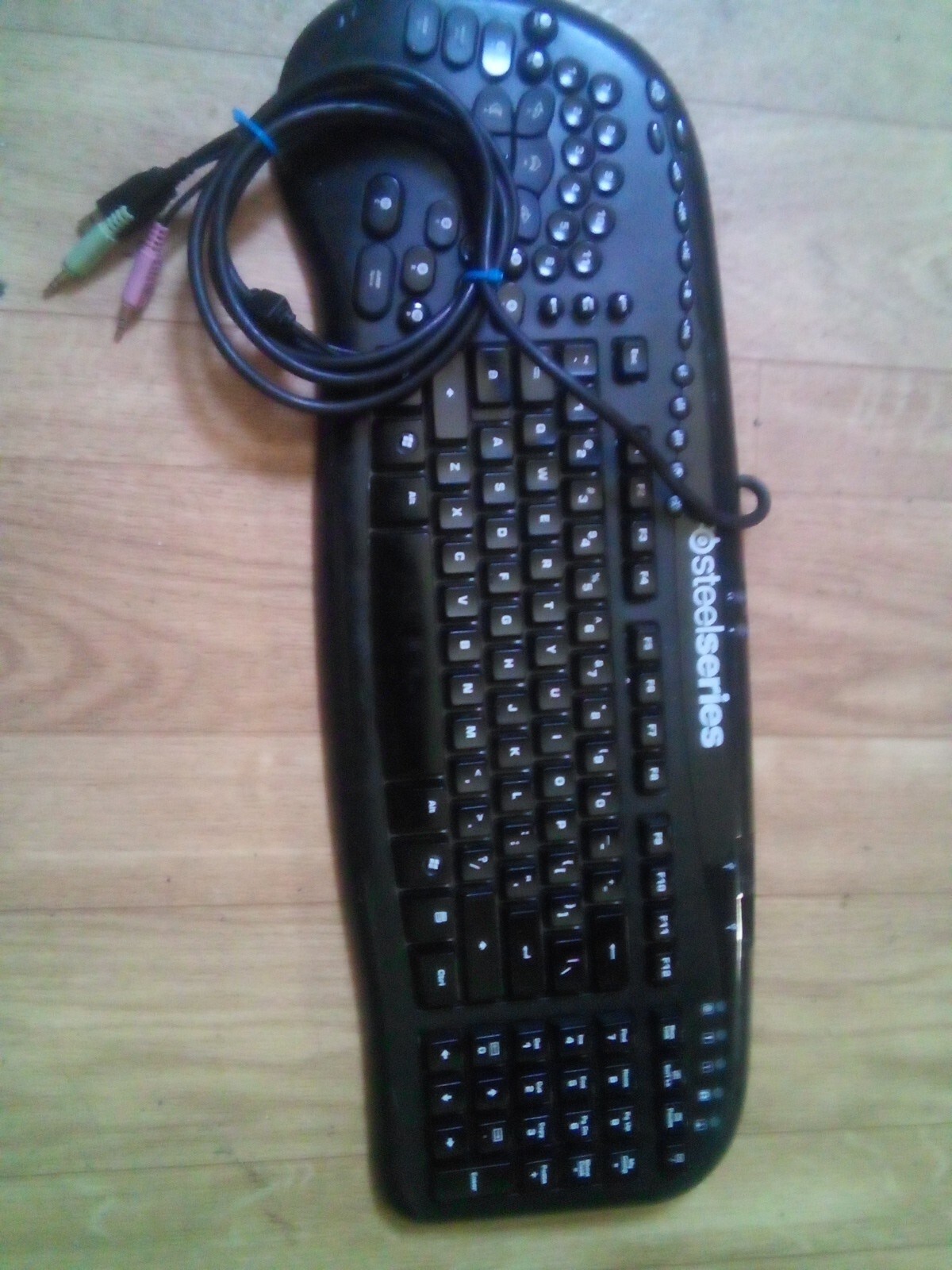 Steel Series Professional Gaming Keyboard Model KUH0702
