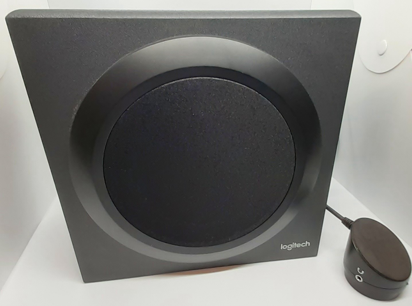 Logitech Z333 80W Multimedia Subwoofer and Speakers For PC 980-001203