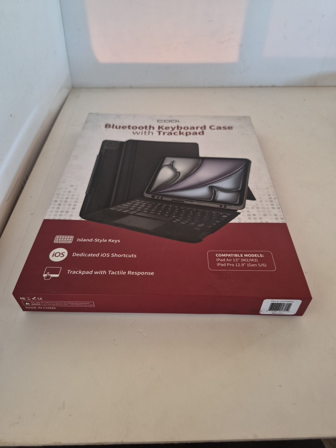 CODi Bluetooth Keyboard Case w/ Trackpad iPad Air 13' & iPad Pro 12.9' Black