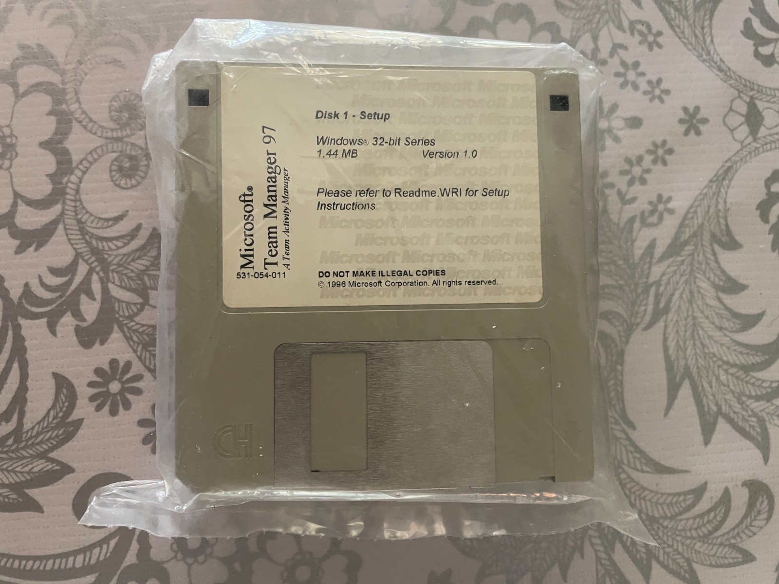 7 Disk Microsoft Team Manager 97 - Factory Sealed - 1.44mb disks - New-Old-Stock