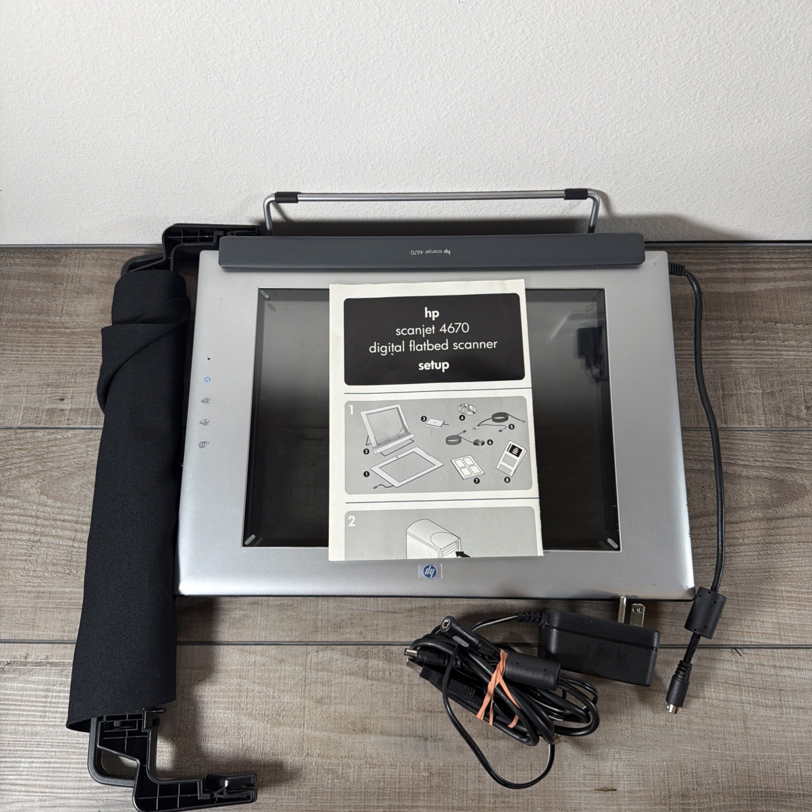 HP ScanJet 4670 See-Thru Vertical Scanner Rare Vintage W/Combination Cable