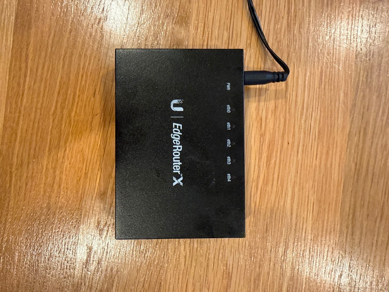 Ubiquiti EdgeRouter X (ER-X) 5-Port Gigabit Router with PoE Passthrough