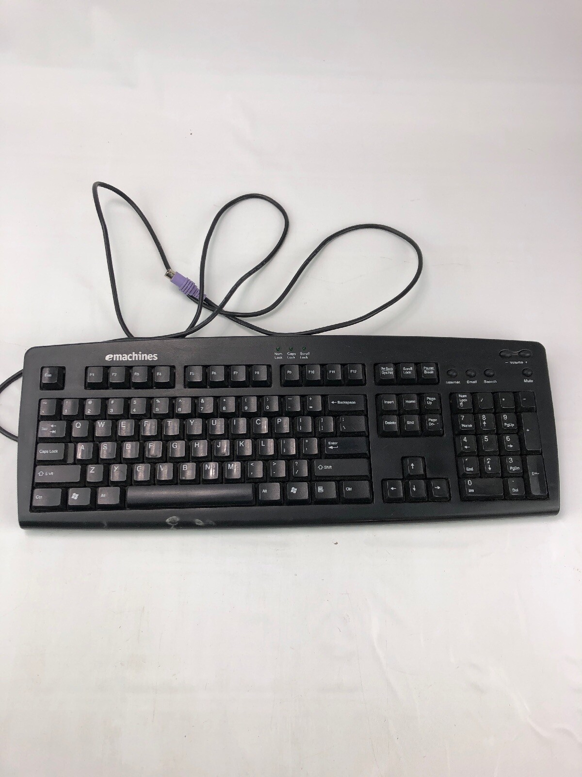 eMachines KB-9908 Black Wired Keyboard PS/2 