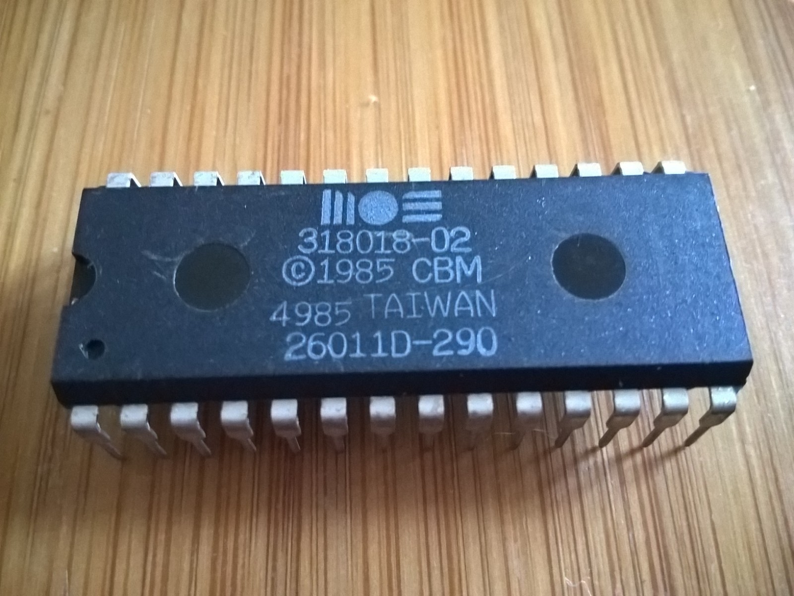 Commodore 318018, C128 BASIC Lo ROM Chip, MOS CBM CSG
