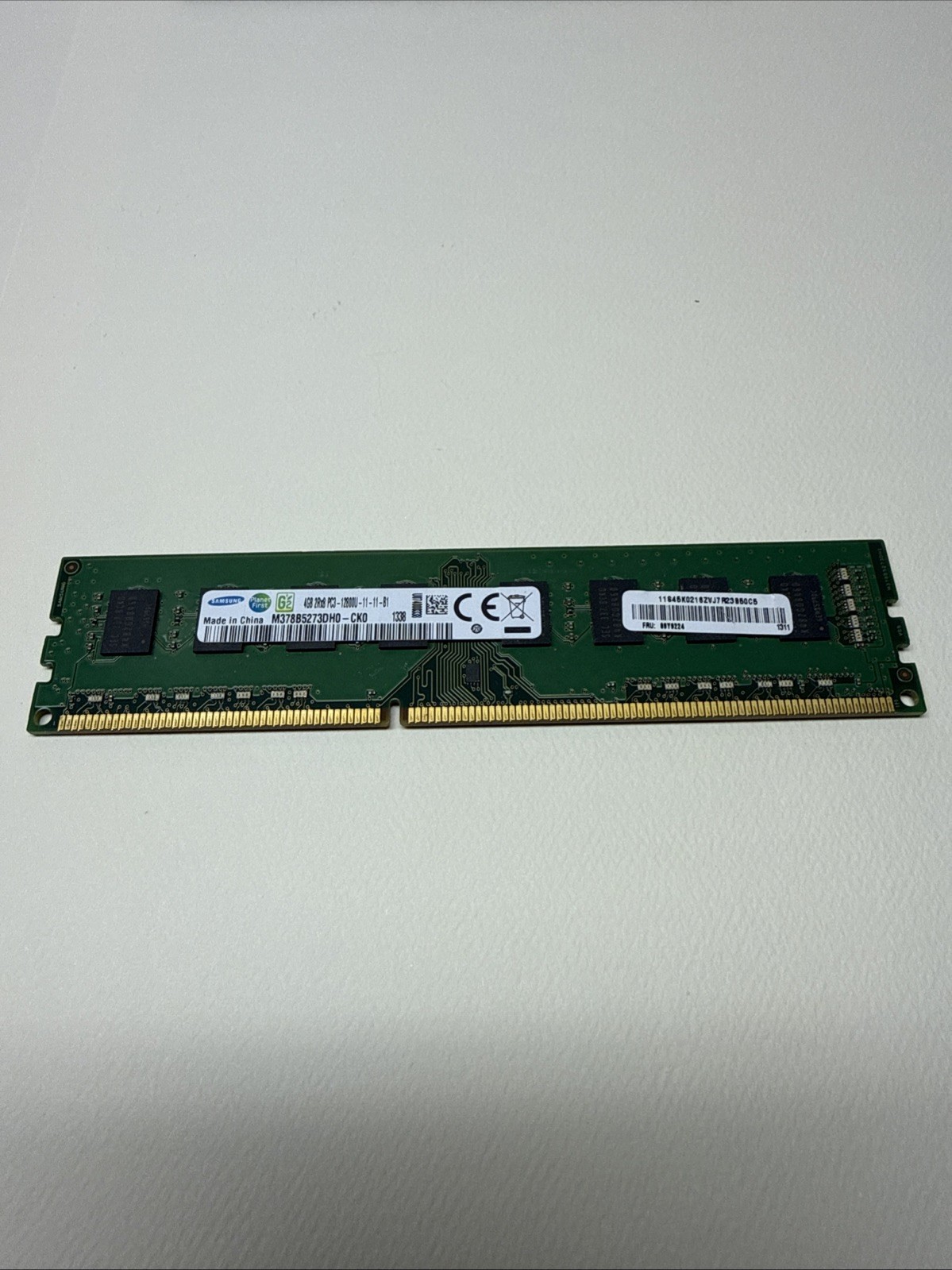 Samsung 4GB DIMM 1600 MHz SDRAM Memory (M378B5273DH0CK0)