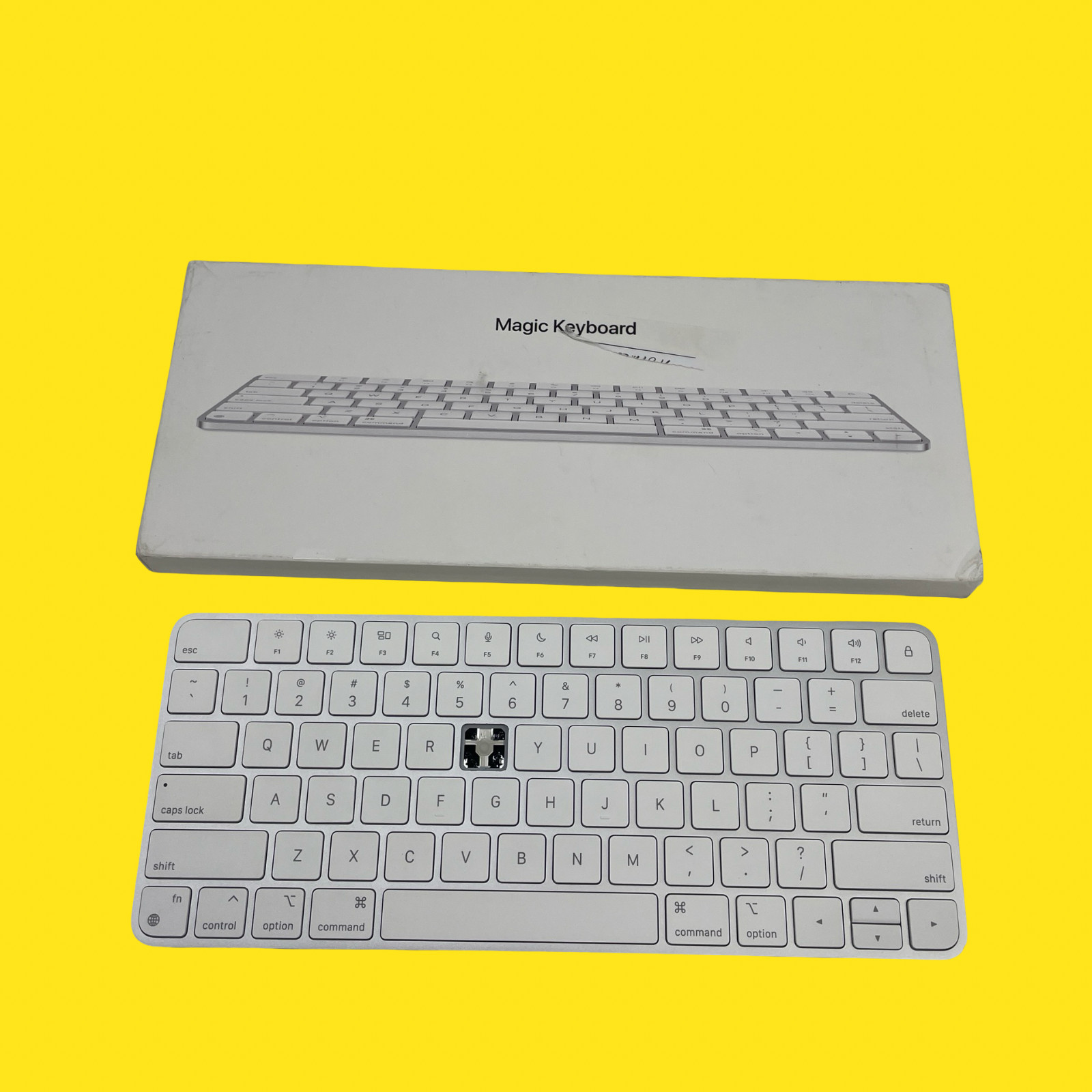 ISSUE Apple Magic Keyboard White A2450 Keyboard #5924 Z48/15