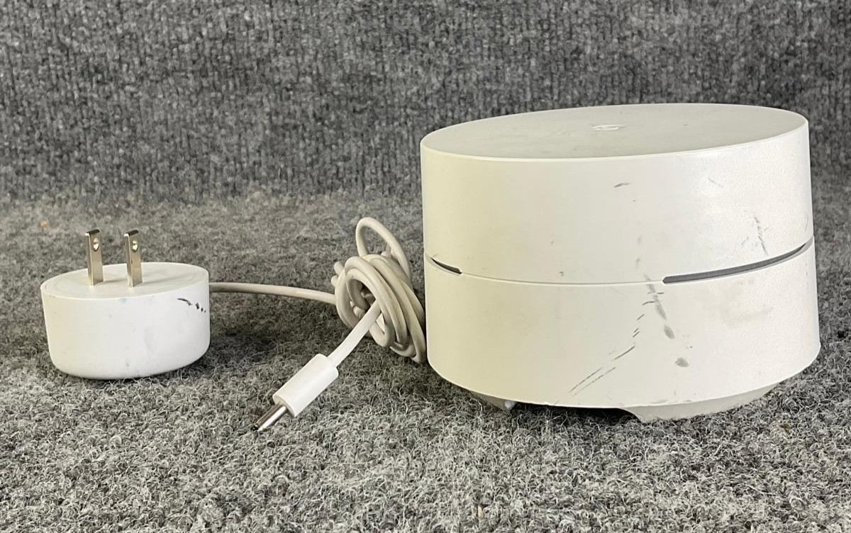 Google Nest Wifi Mesh Router GJ2CQ Dual-Band AC1200 White Used
