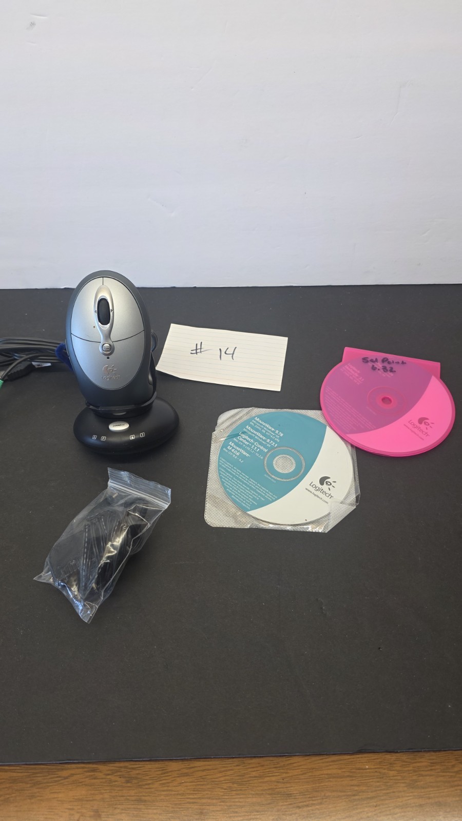 Logitech M-RAK89B Cordless Click Plus Optical Mouse w/Charger Tested WORKS