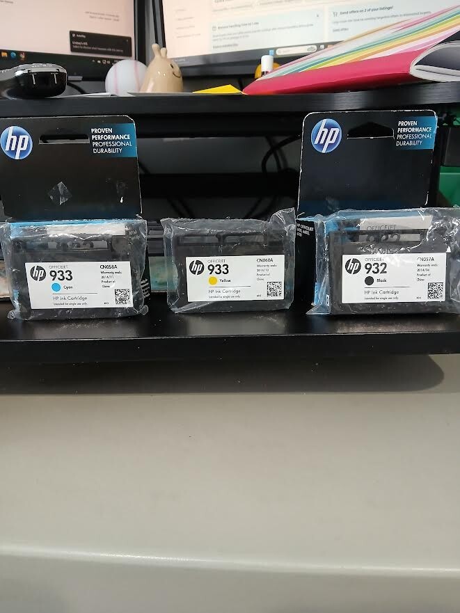 LOT OF 5 932/933 INK CARTRIDGES BLACK, CYAN, YELLOW