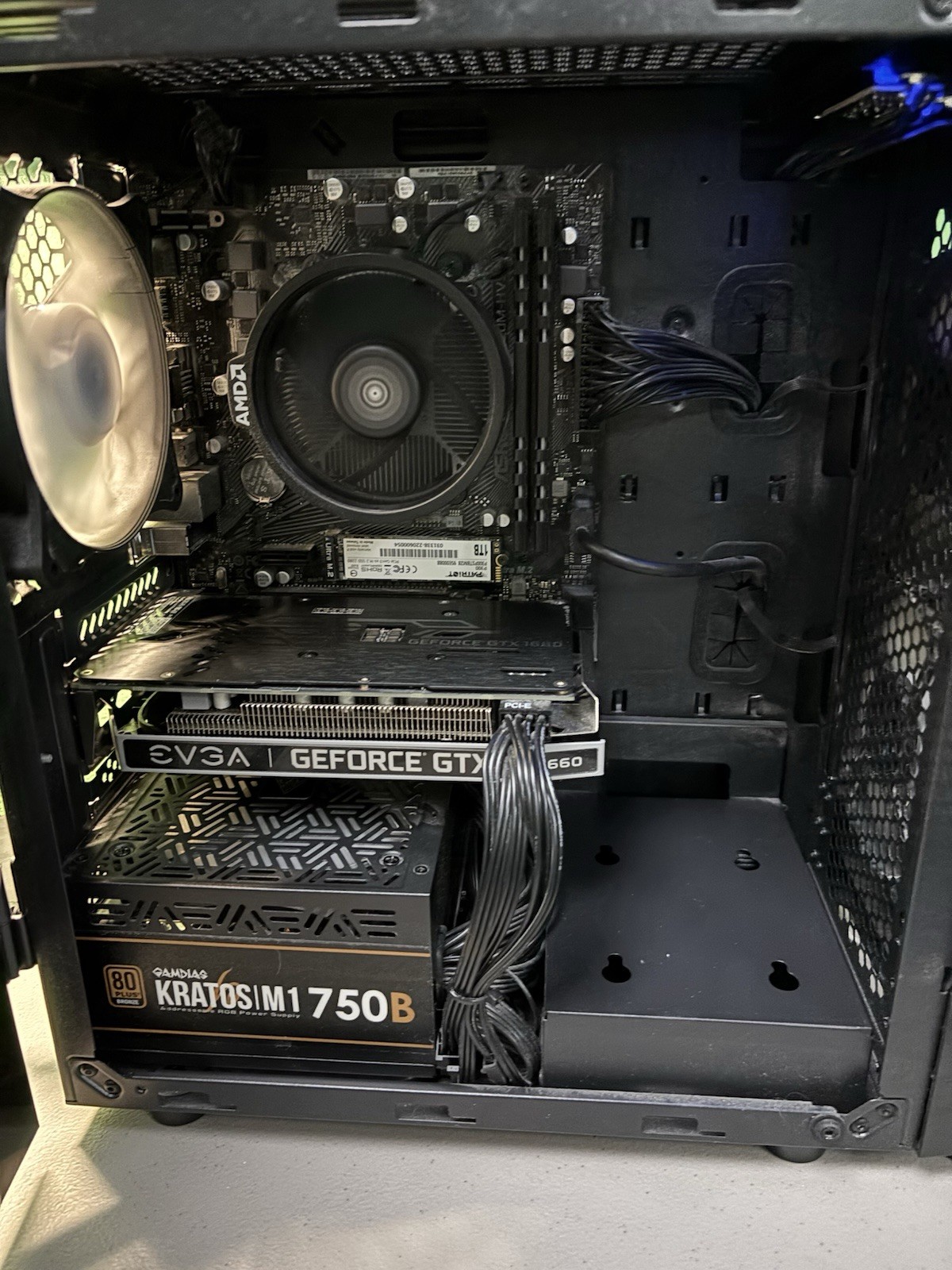 Used Gaming PC with a NVIDIA GTX 1660 and AMD Ryzen 5