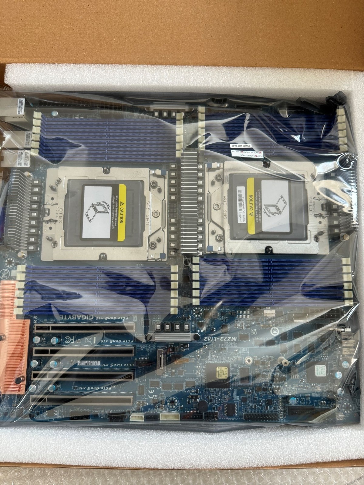 Gigabyte MZ73-LM2 SP5 DDR5 Server Motherboard Support AMD EPYC Gen5 9005 Series