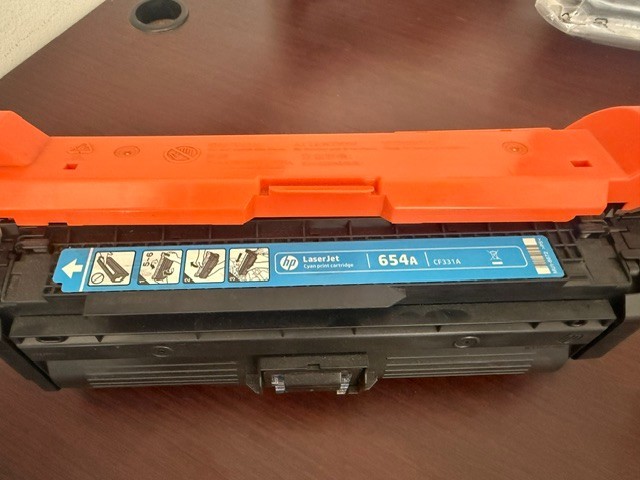 HP 654A LaserJet Cyan Toner Cartridge CF331A New Genuine No Box