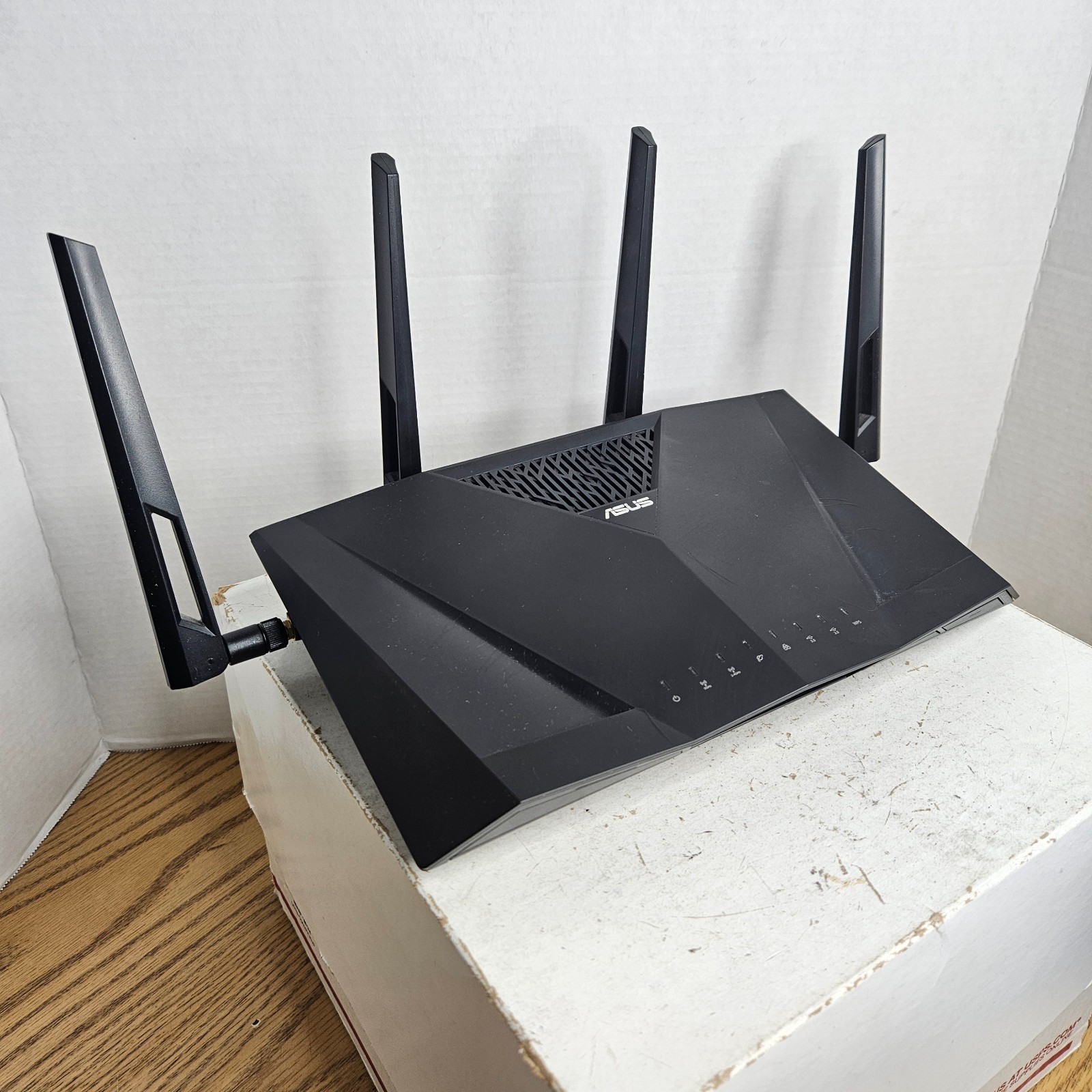 ASUS RT-AC3100 Dual Band Gigabit Wi-Fi Router ONLY