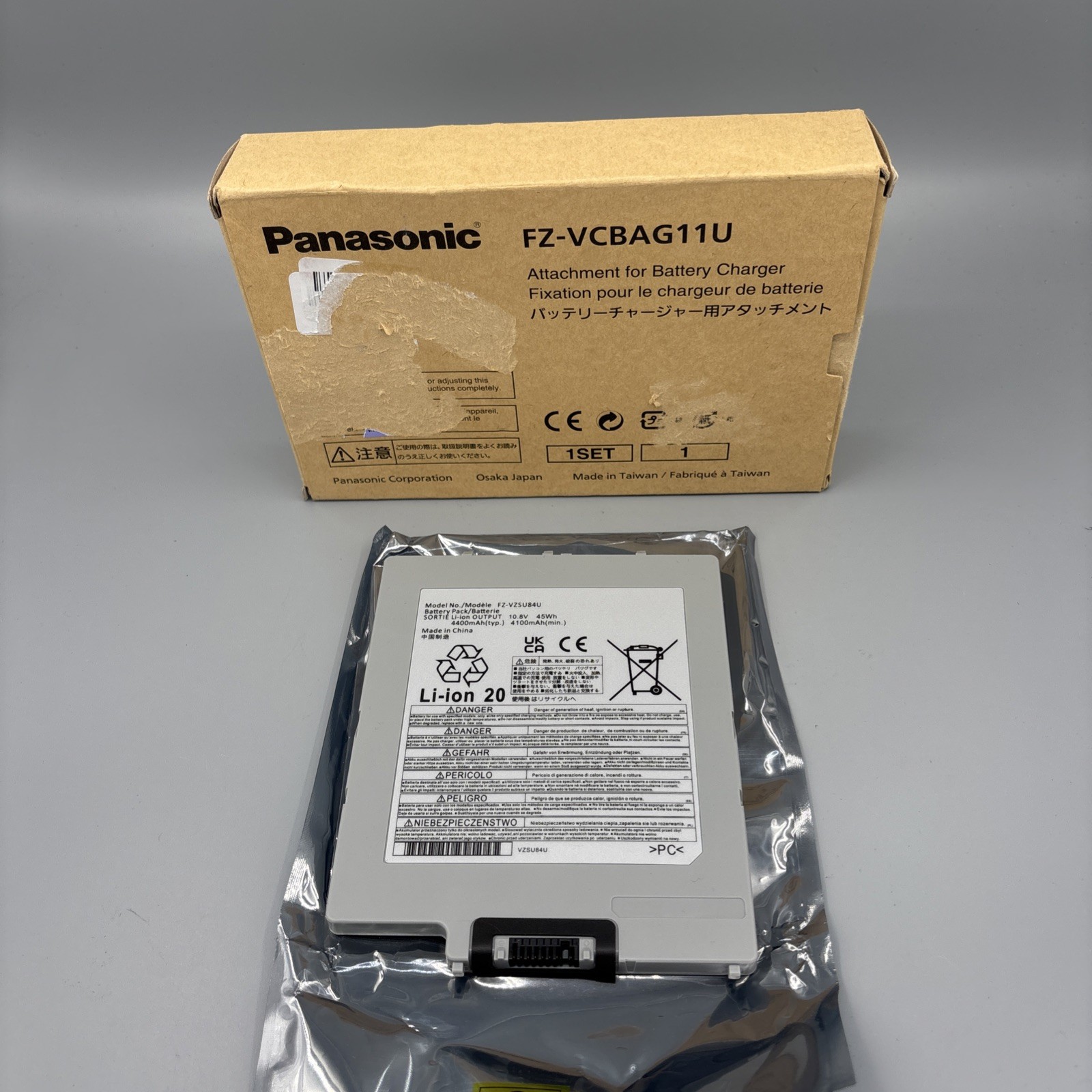 GENUINE Panasonic FZ-VCBAG11U Attachment for Battery Charger