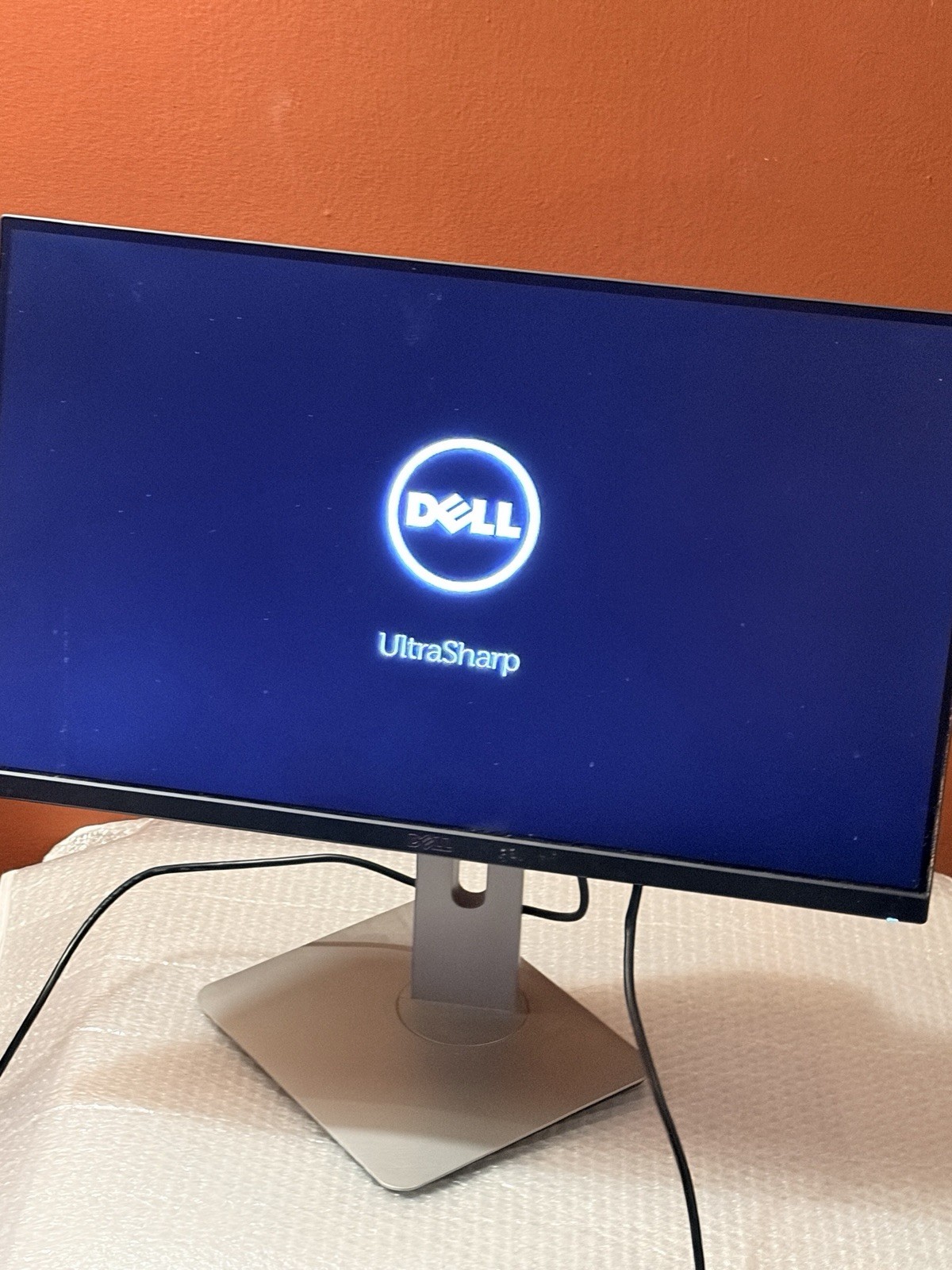 Dell UltraSharp U2515H 25" QHD 2560x1440 IPS LED LCD Monitor w/ Stand - Tested