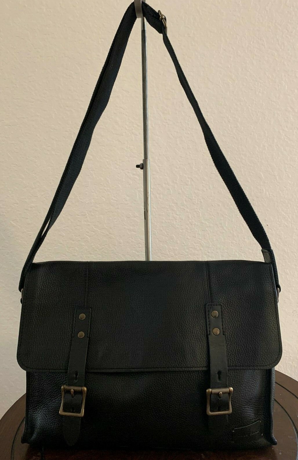 Vintage Classic Cole Haan Black Flap Leather E/W Laptop Messenger Bag