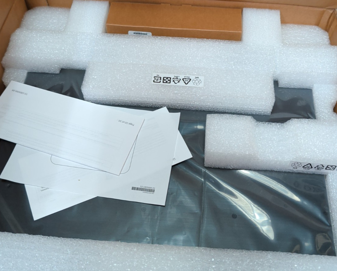 ICX7450-48F BROCADE RUCKUS ICX 7450 w ICX7400-4x10GF