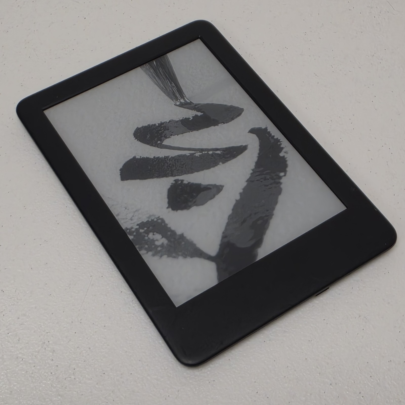 Amazon Kindle J9G29R 6" 10'th Generation Digital Book E-Reader Travel Reading
