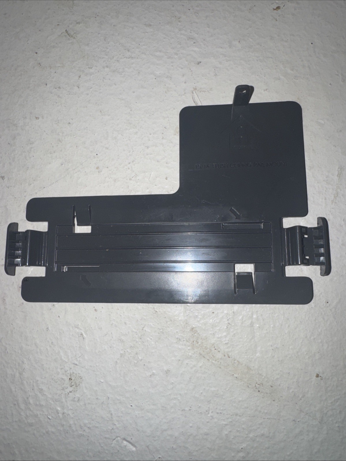 AeroHive Wall Mount Bracket For AP120 / AP121 /AP330 AP350 -Inc VAT