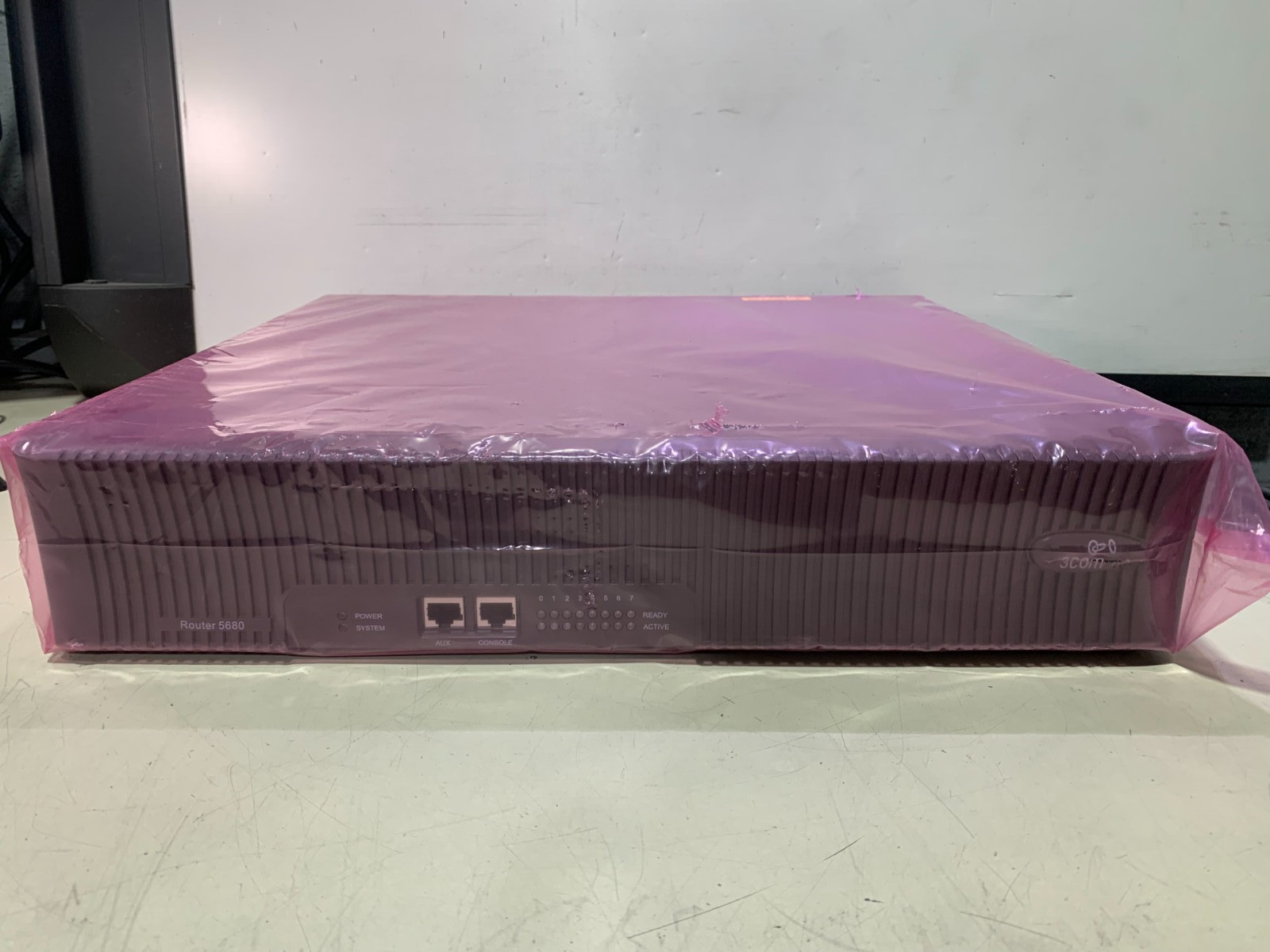 3COM 3C13758 5680 ROUTER CHASSIS 8X EXPANSION SLOT - OPEN BOX