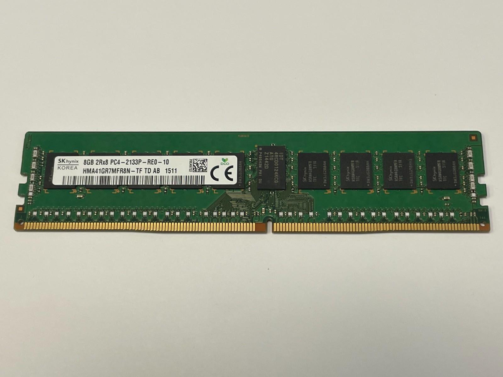 SK Hynix 8GB (1 Stick) 2Rx8 PC4-2133P DDR4 17000 ECC Memory HMA41GR7MFR8N-TF