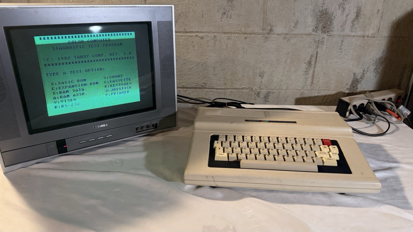 Tandy Color Computer 2 Coco 2 64k RAM Tested Working Great Composite Modded 