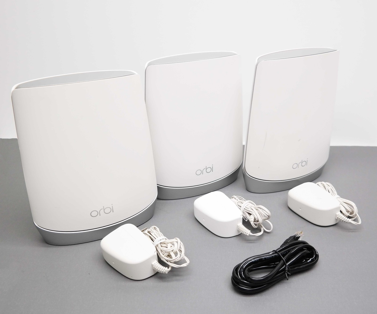 Netgear Orbi AX5200 RBK753P Tri-Band Mesh WiFi 6 System