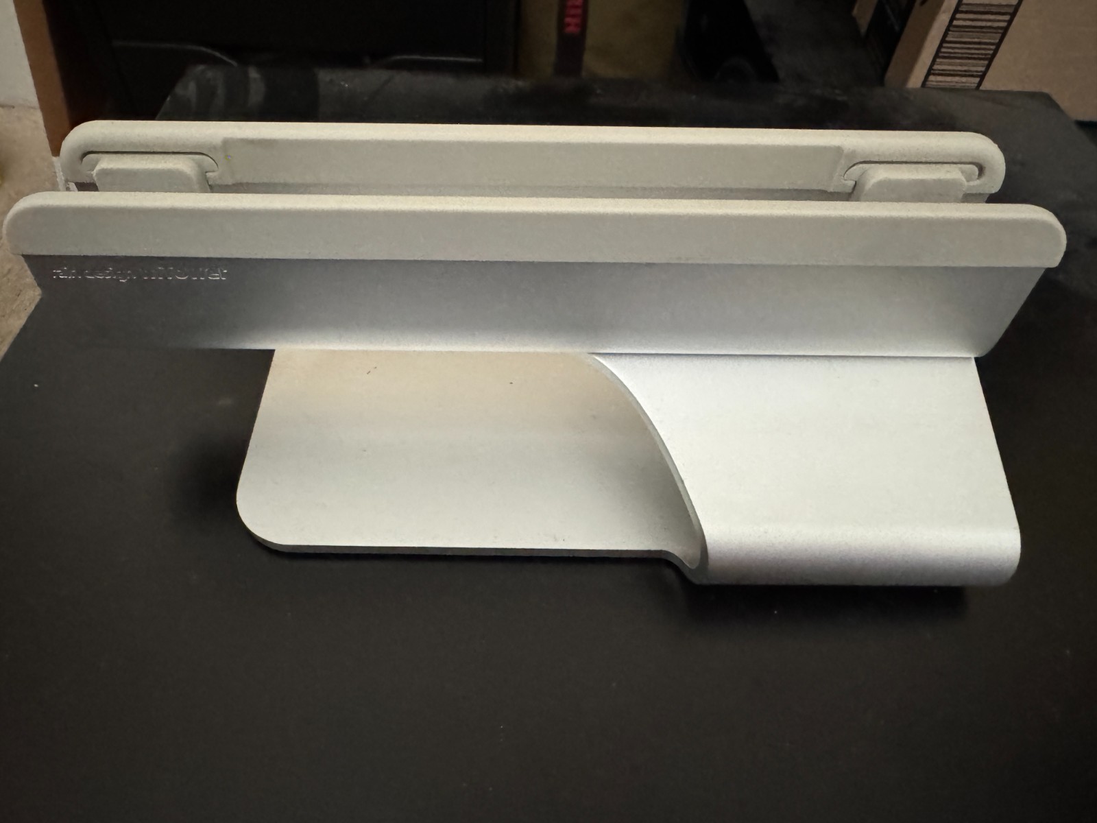 Rain Design 10037 Mtower Vertical Laptop Stand Silver