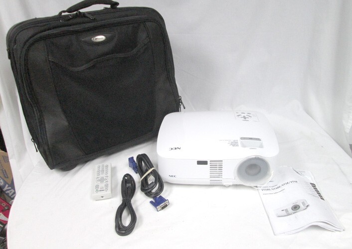 NEC VT48 3LCD Multimedia Video Projector Portable 1080i HD Rolling Case