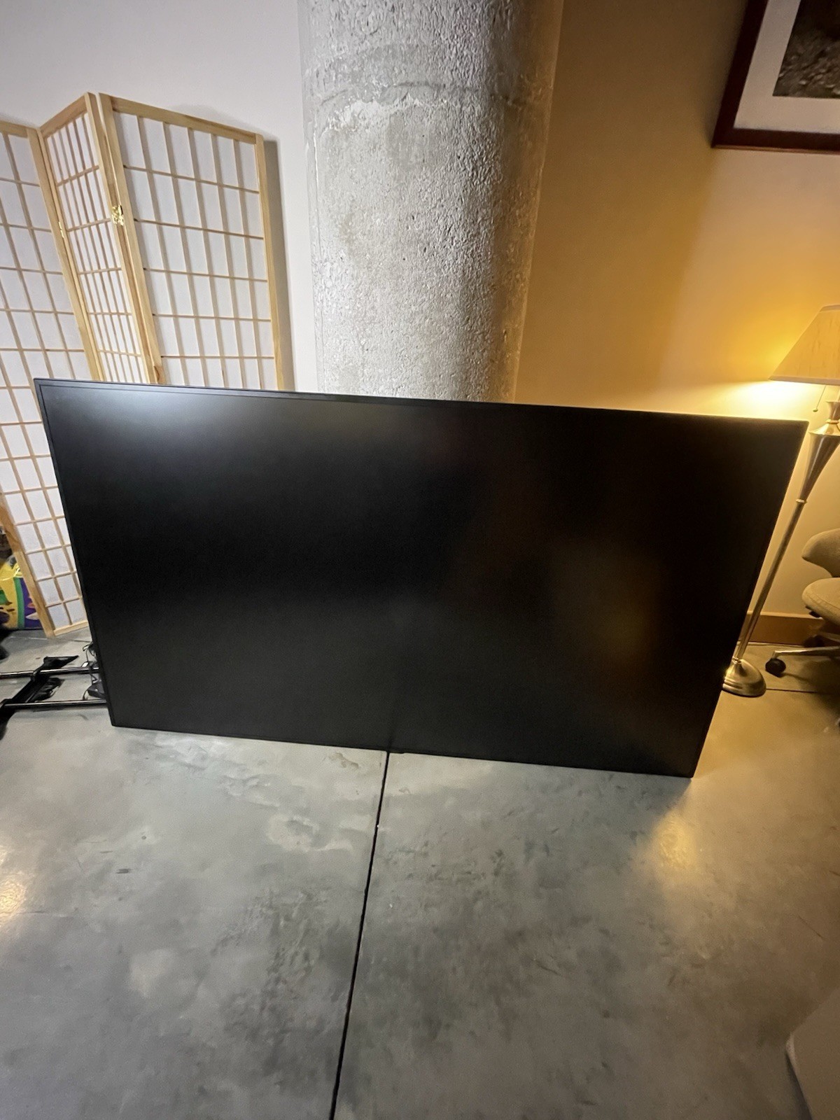 NEC Model C861Q MultiSync 86" Display 4K