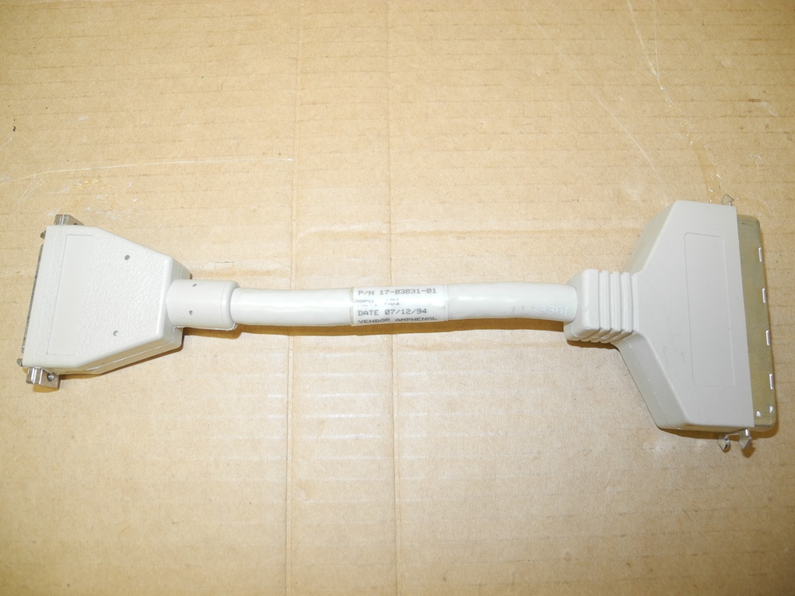 DEC 17-03831-01 .2M SCSI-1 TO SCSI-2 STORAGEWORKS TRANSITION CABLE BN23E-0E