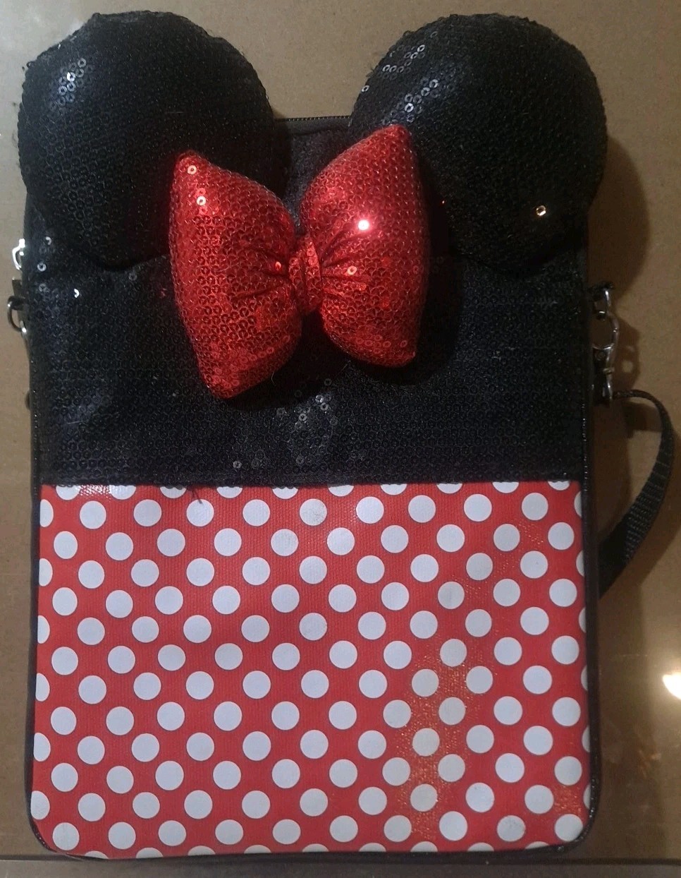 Disney Parks Authentic Original Sequin Minnie Crossbody/Tablet Bag. D-TECH