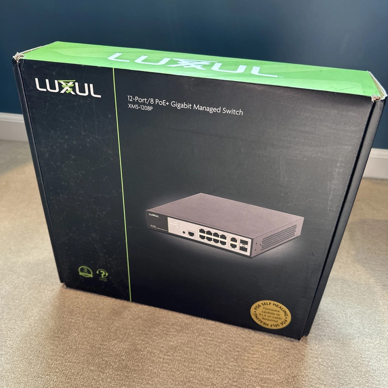 New XMS-1208P (Open Box) Rack Mount Luxul-LeGrand 12 port/8 PoE+ Managed Switch