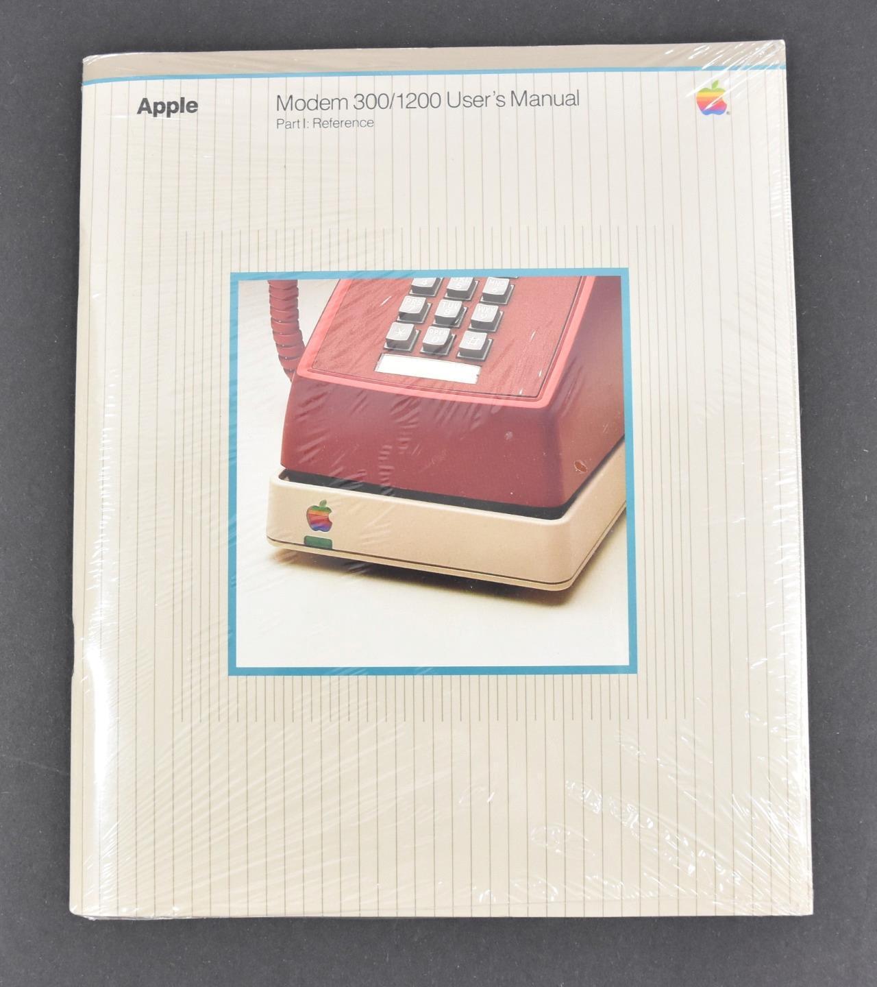 Vintage Apple Computer Modem 300/1200 User\'s Manual Part I Reference 030-0610-C