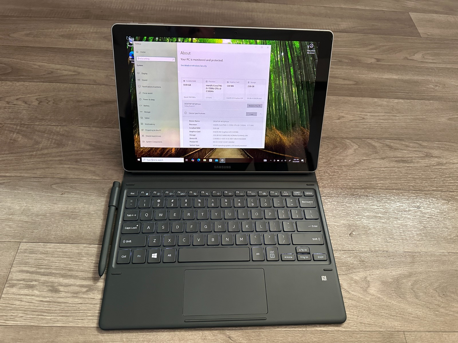 Samsung Galaxy Book 12 M7QP6GA I5-7200U/8G/238G S Pen With Keyboard Cover