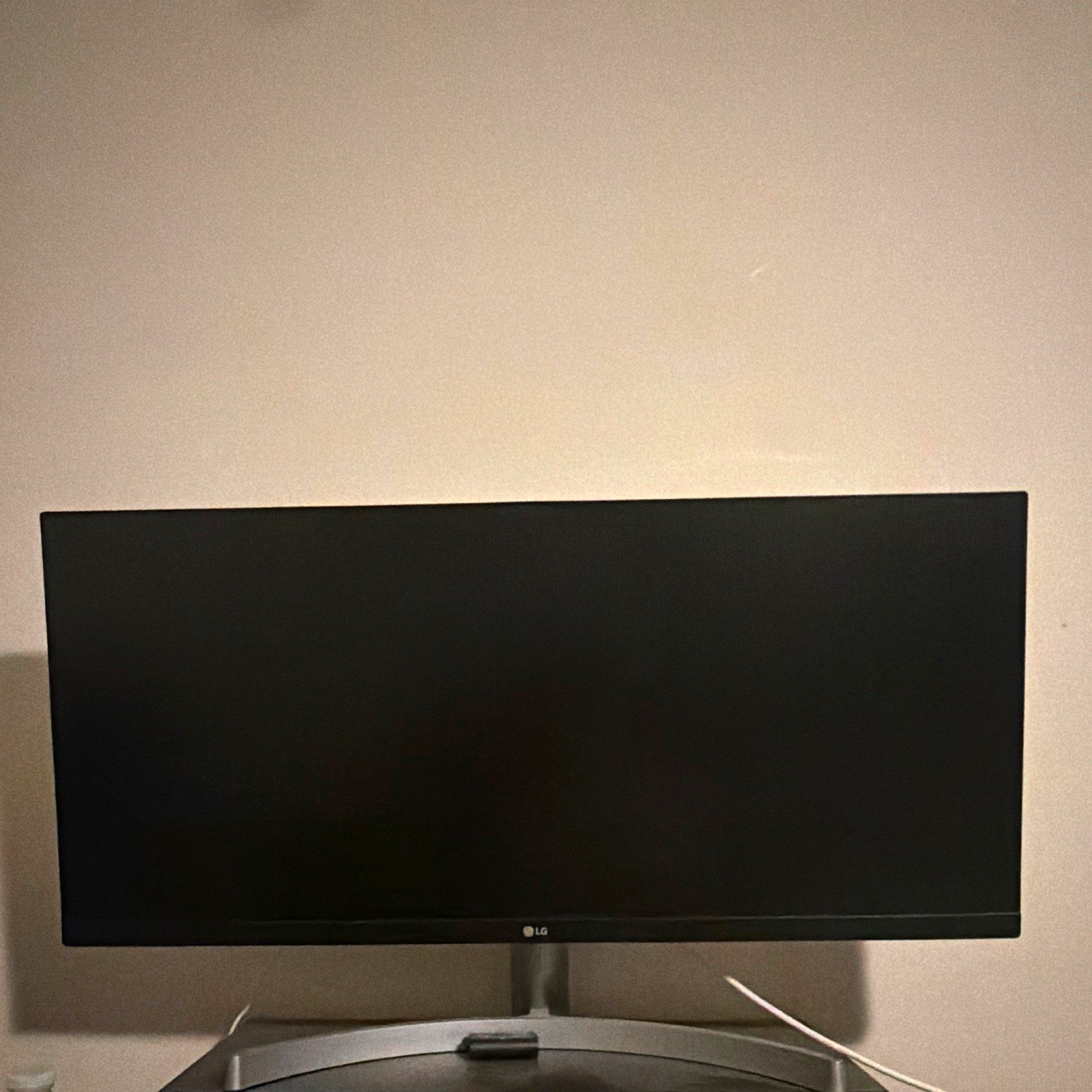 LG UltraWide 34 in Curved Ultrawide Computer Monitor 21:9 Aspect Ratio Black