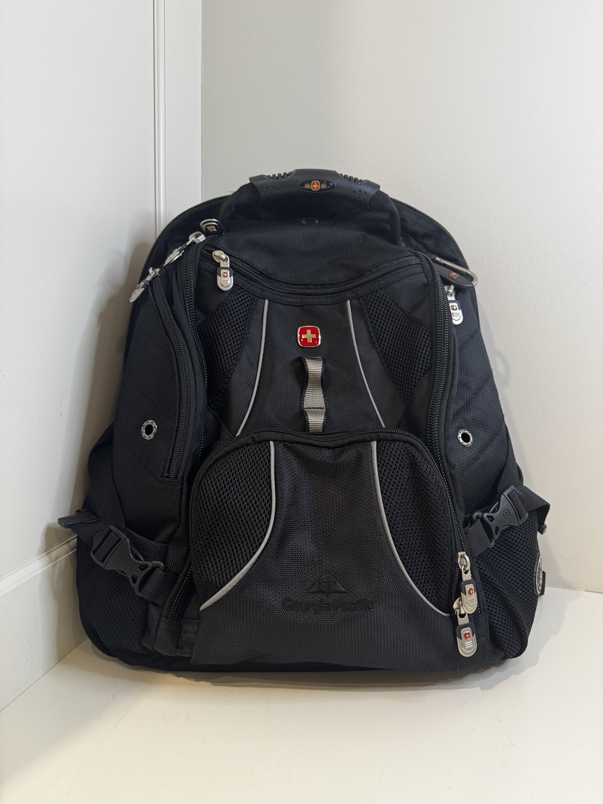 Wenger Swiss Gear Airflow Backpack Model# WTRA-18-JH-3106 Georgia-Pacific Logo