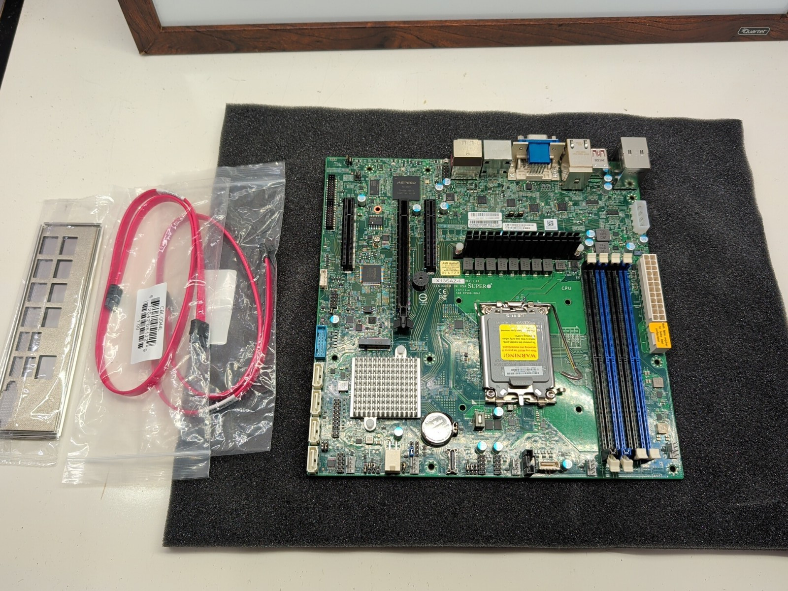 Supermicro MBD-X13SAZ-F-B Intel R680E Single Socket V0 Micro-ATX Motherboard