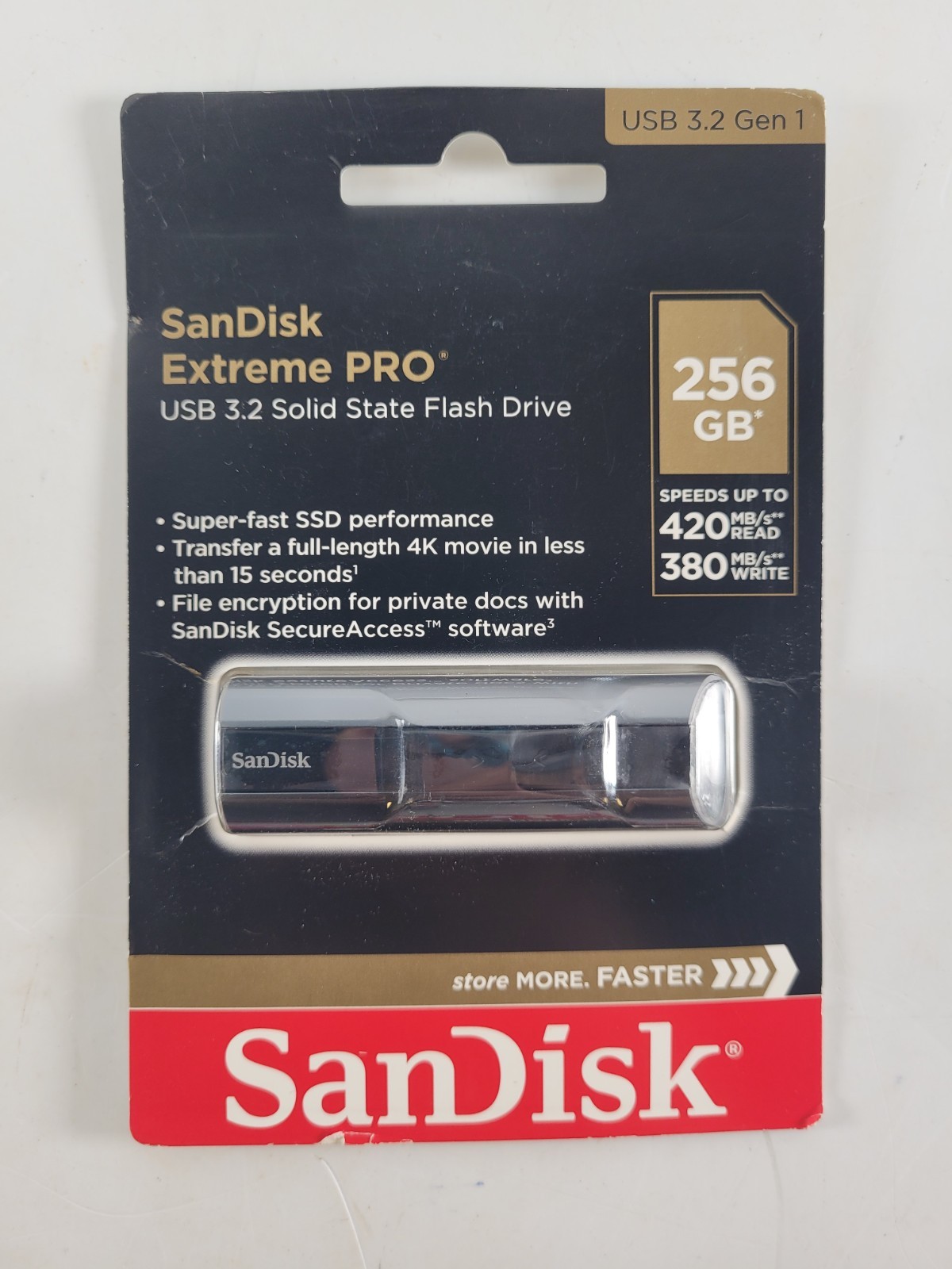 SanDisk Extreme PRO 256GB USB 3.2 Solid State Flash Drive SSD SDCZ880