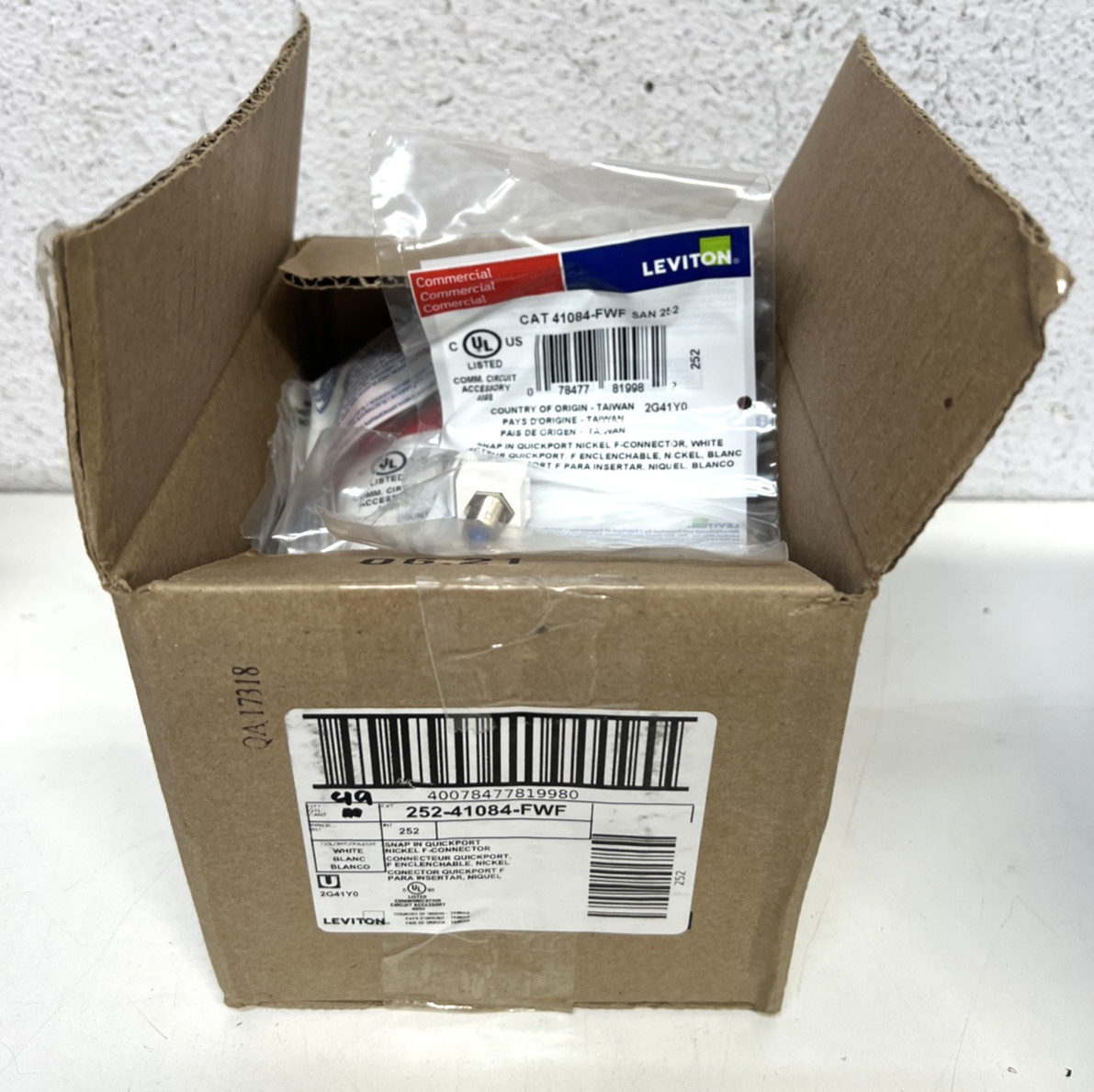 Box of 49x Leviton CAT 41084-FWF Snap-In Quickport Nickle F-Connector, White