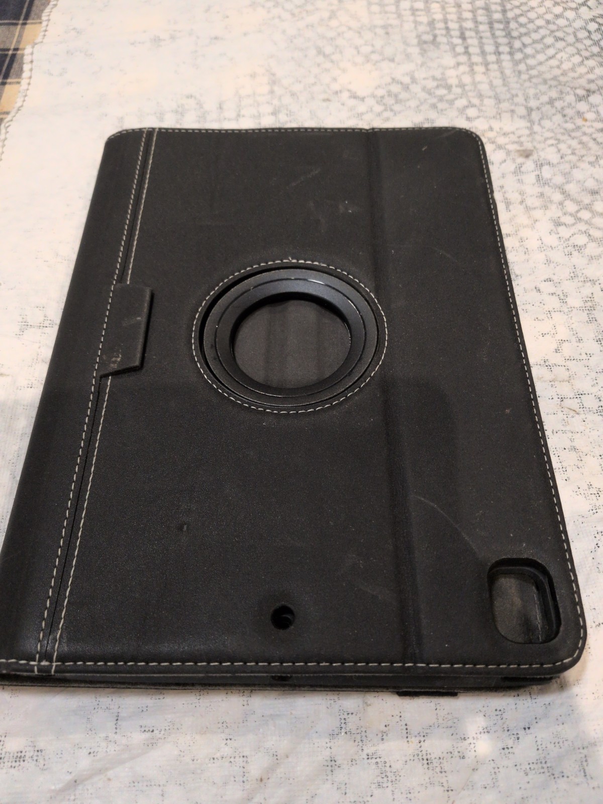 Targus VersaVu ~ Classic 360° Rotating Case (Model: THZ634GL)