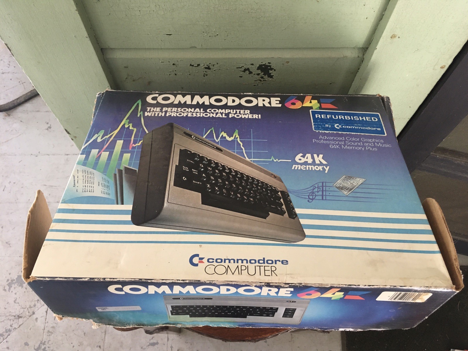 Rare Factory Refurbished Commodore 64 Box w/Inserts and Converter