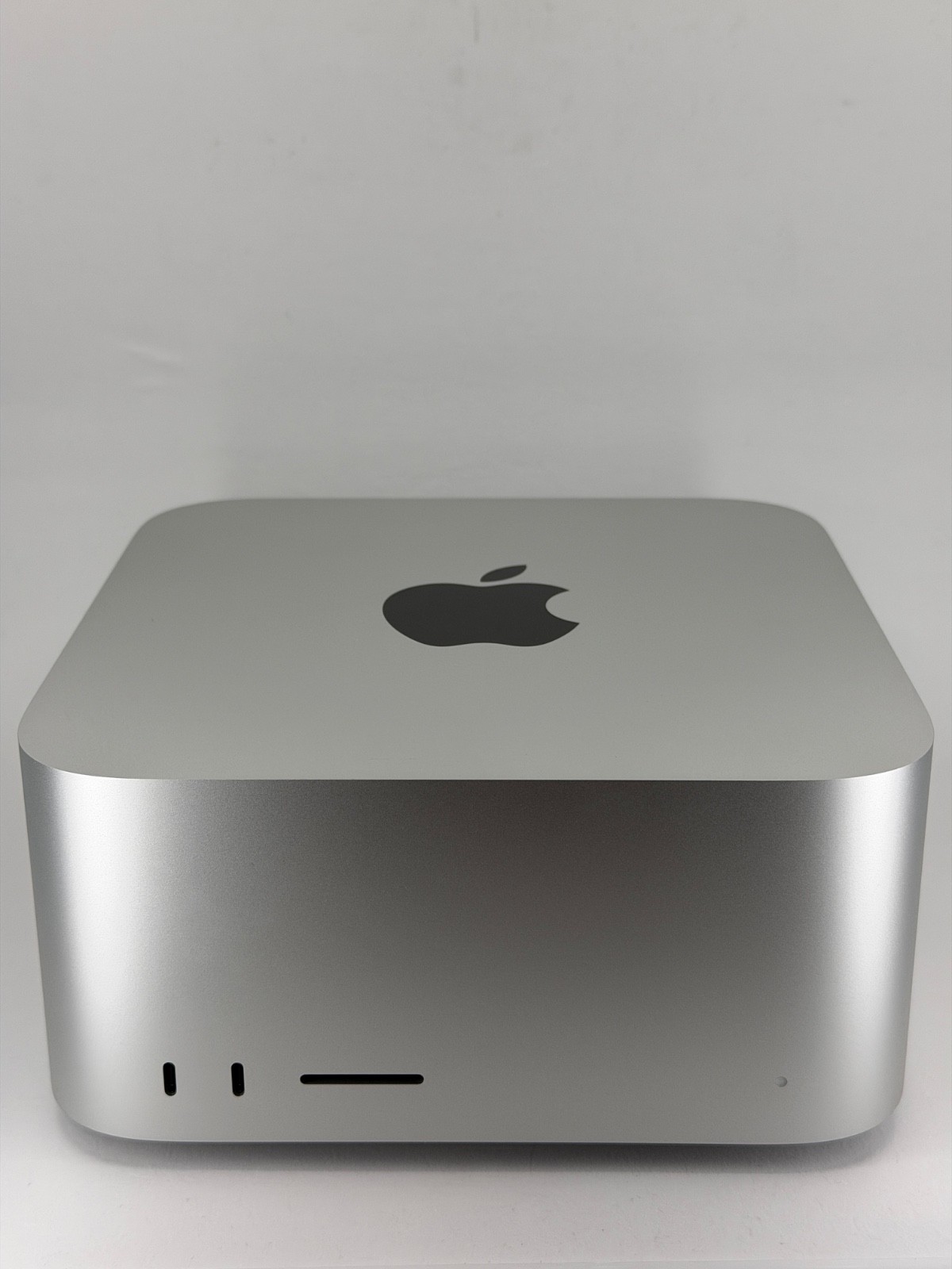 Apple Mac Studio M1 Ultra 48-Core GPU 128GB/4TB (A2615) - Preowned