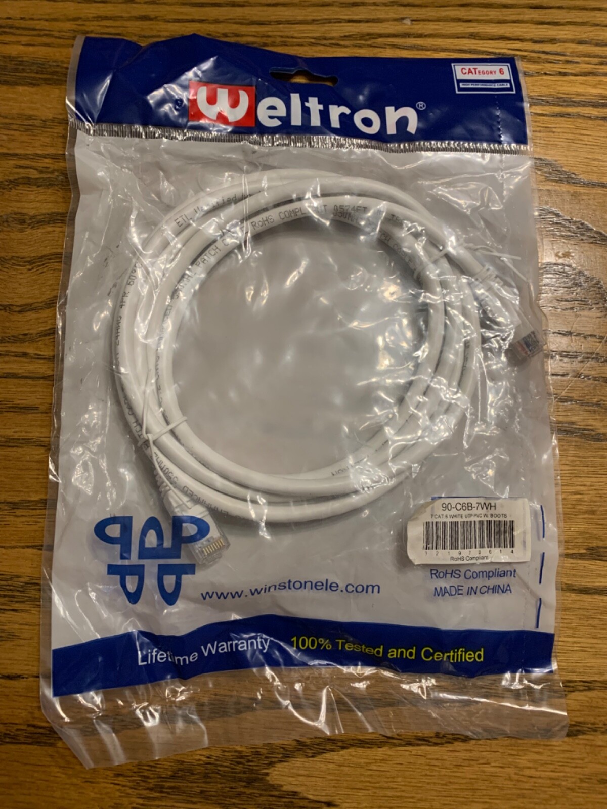 Weltron 90-C6B-7WH Patch Cable