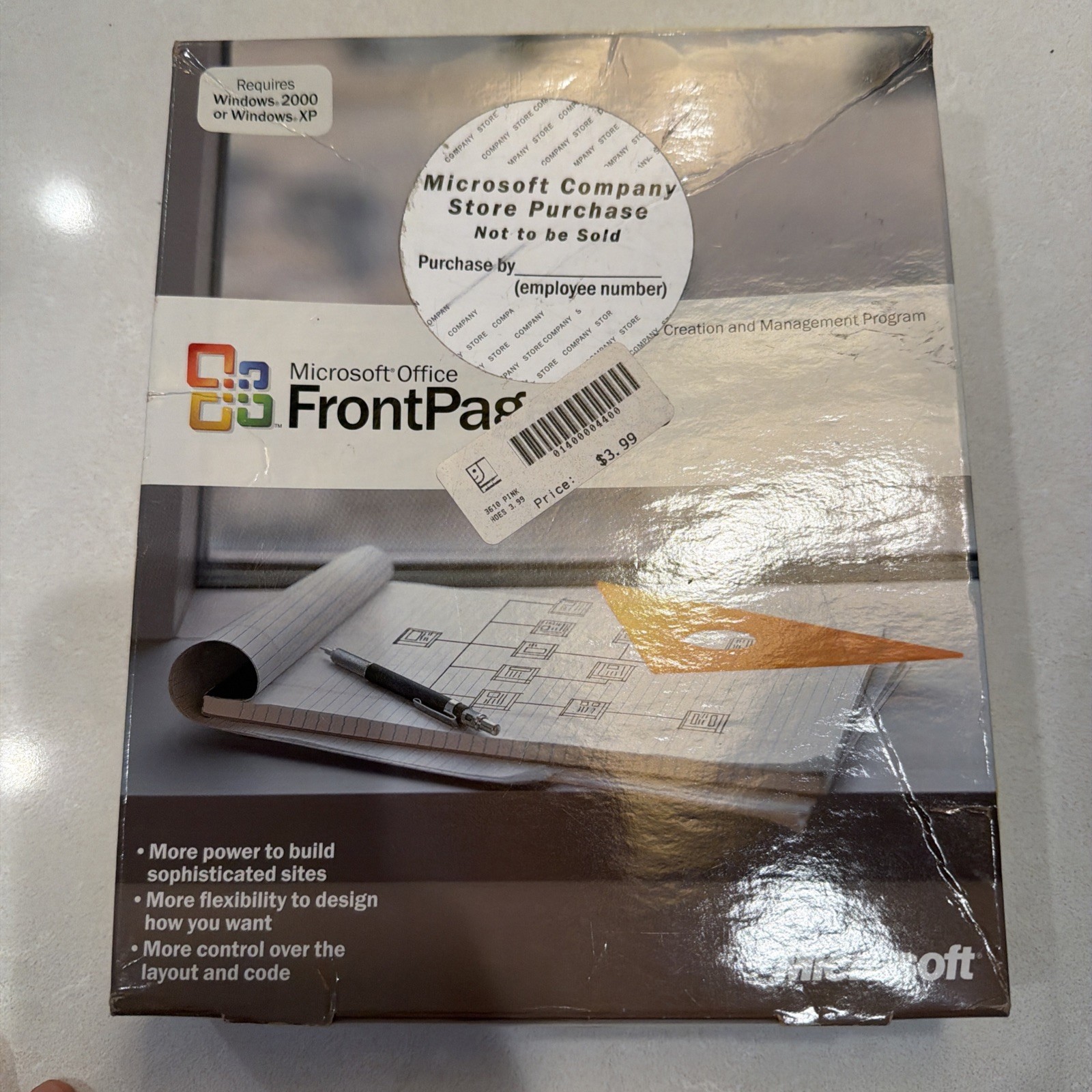 Microsoft Office Windows FrontPage 2000 CD-ROM with Key web site creation tool