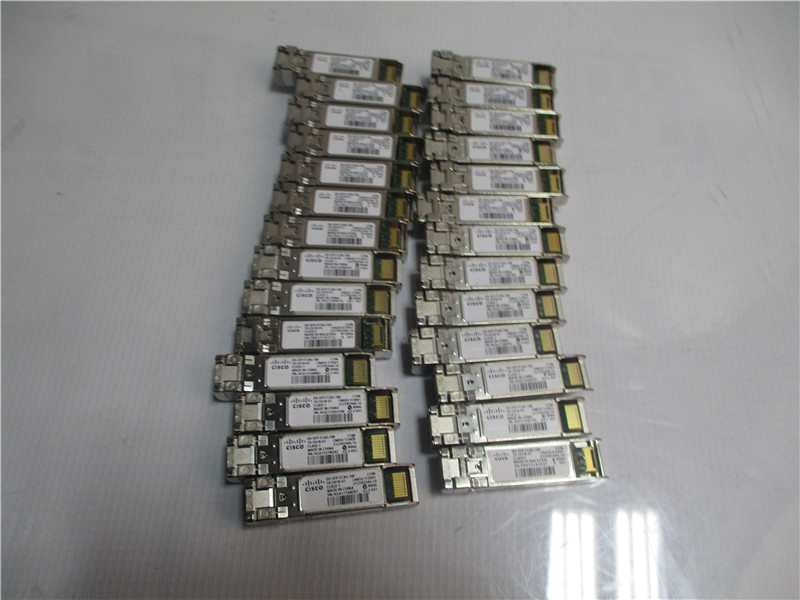 Cisco DS SFP FC8G SW Transceiver Module 10 2418 01 Lot of 27