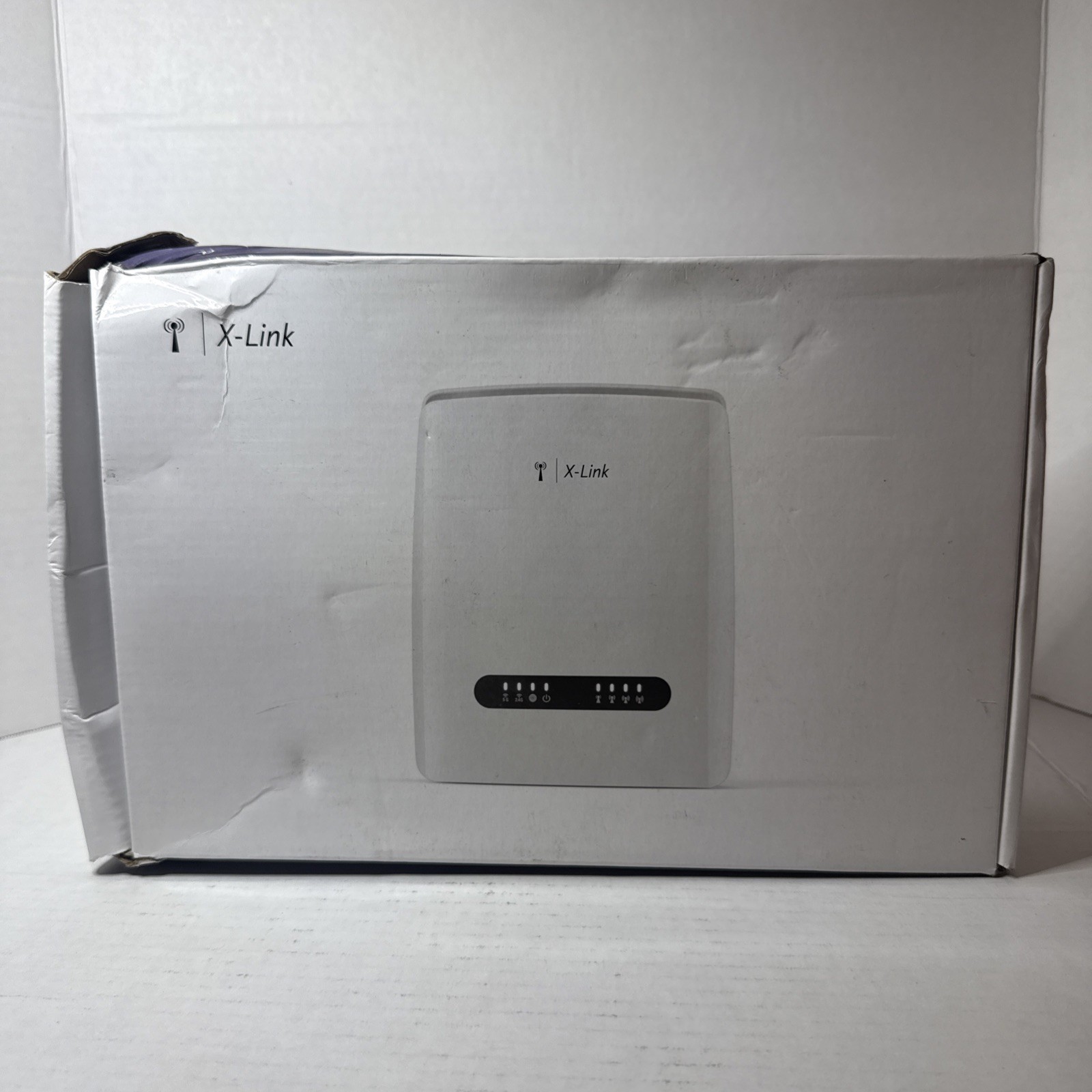 X-Link LTE Indoor CPE Router LCE4121M 4G WiFi Modem 192.168.1.1 New Open Box